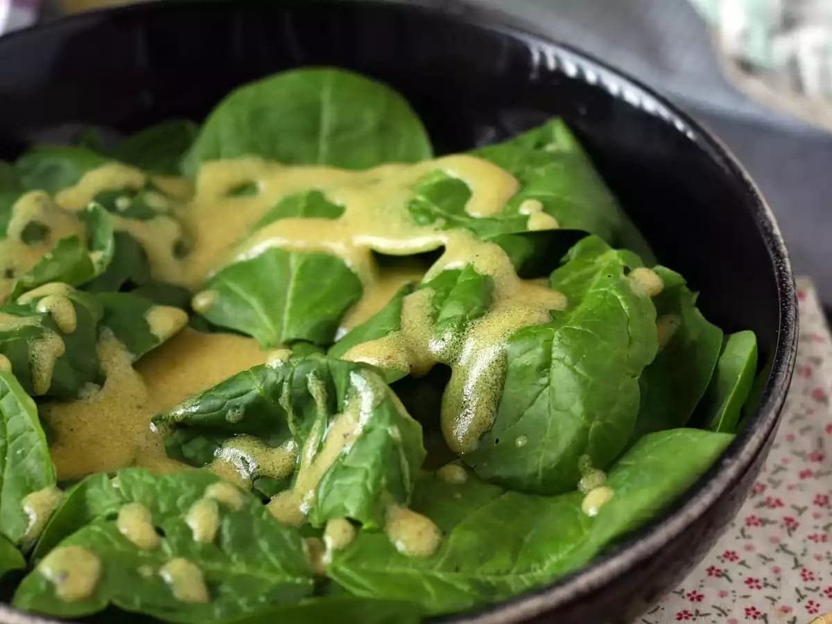 Vinaigrette: sốt trộn salad Pháp, công thức đơn giản và nhanh gọn